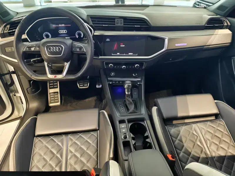 Audi Q3 Sportback 2024 40 TFSI Fashion Edition — миниатюра 7