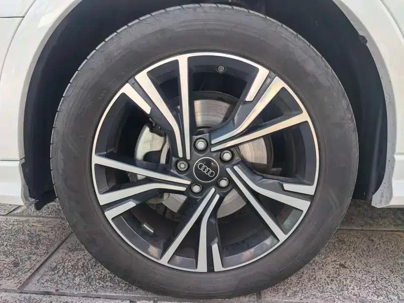 Audi Q3 Sportback 2023 40 TFSI Fashion Edition — миниатюра 6