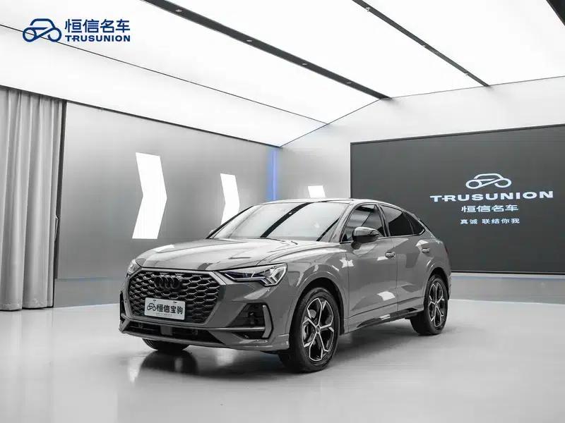 Audi Q3 Sportback 2024 40 TFSI Fashion Edition — миниатюра 1