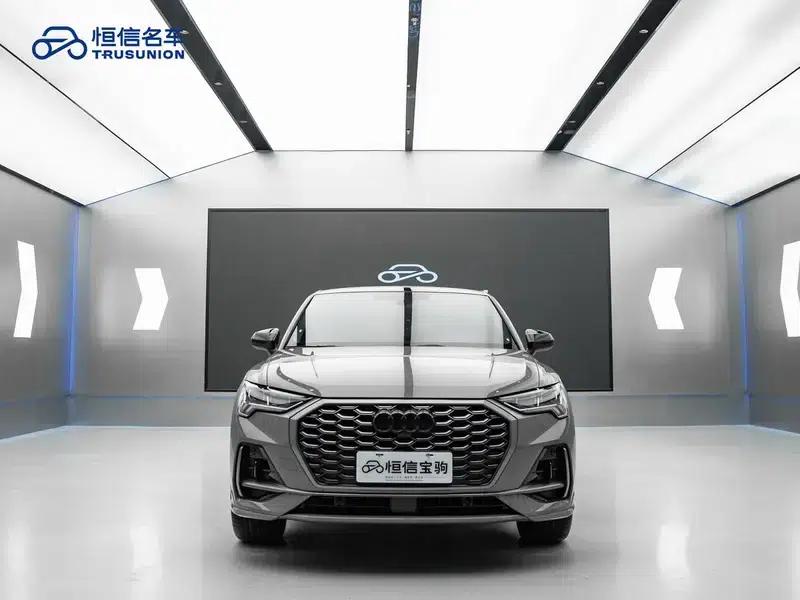 Audi Q3 Sportback 2024 40 TFSI Fashion Edition — миниатюра 2