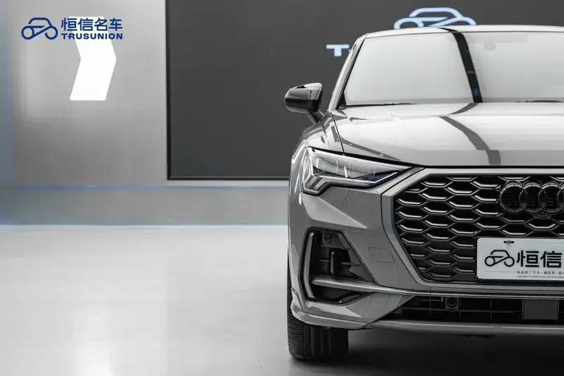 Audi Q3 Sportback 2024 40 TFSI Fashion Edition — миниатюра 11