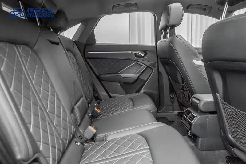 Audi Q3 Sportback 2024 40 TFSI Fashion Edition — миниатюра 21