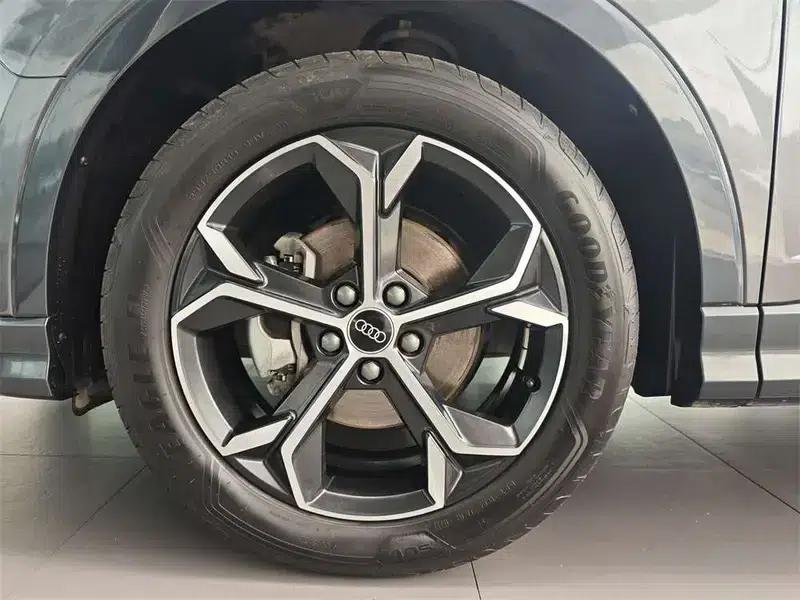 Audi Q3 Sportback 2023 45 TFSI quattro Fashion Edition — миниатюра 11