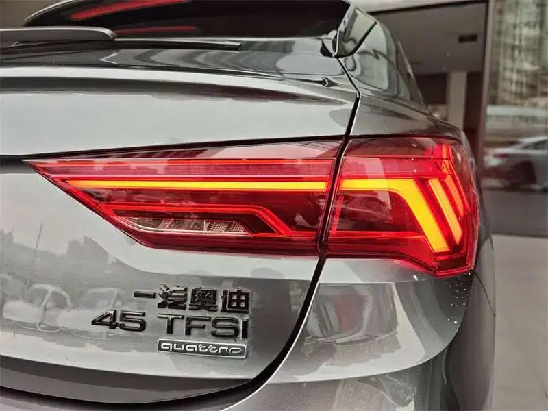 Audi Q3 Sportback 2023 45 TFSI quattro Fashion Edition — миниатюра 8
