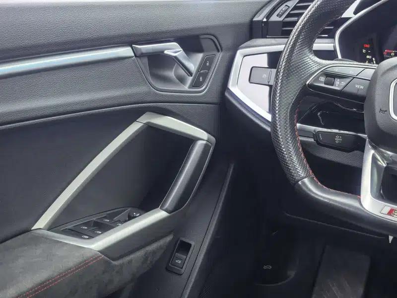 Audi Q3 Sportback 2022 40 TFSI RS Package (Sports Edition) — миниатюра 19