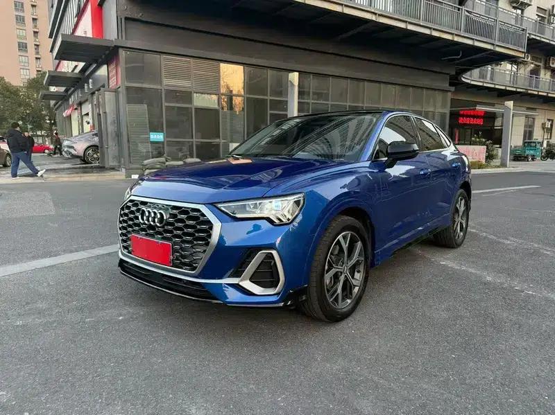 Audi Q3 Sportback 2020 40 TFSI Fashion Edition — миниатюра 1