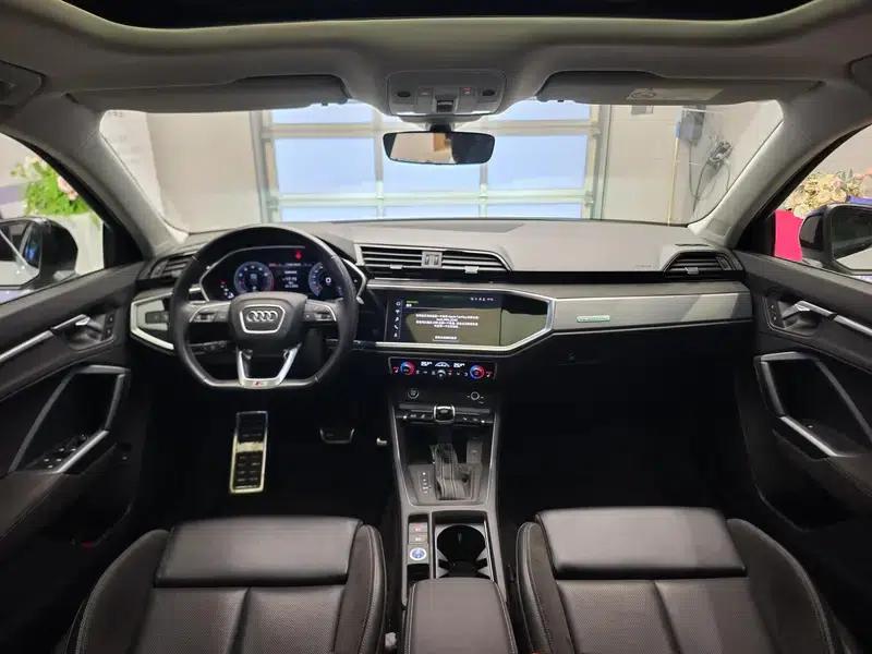 Audi Q3 Sportback 2023 Facelift 45 TFSI quattro Luxury — миниатюра 6