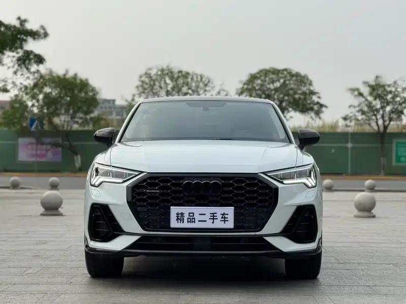 Audi Q3 Sportback 2020 45 TFSI quattro Fashion Edition — миниатюра 2