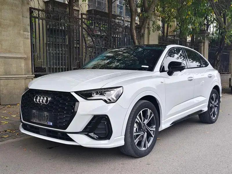 Audi Q3 Sportback 2023 40 TFSI Fashion Edition — миниатюра 1