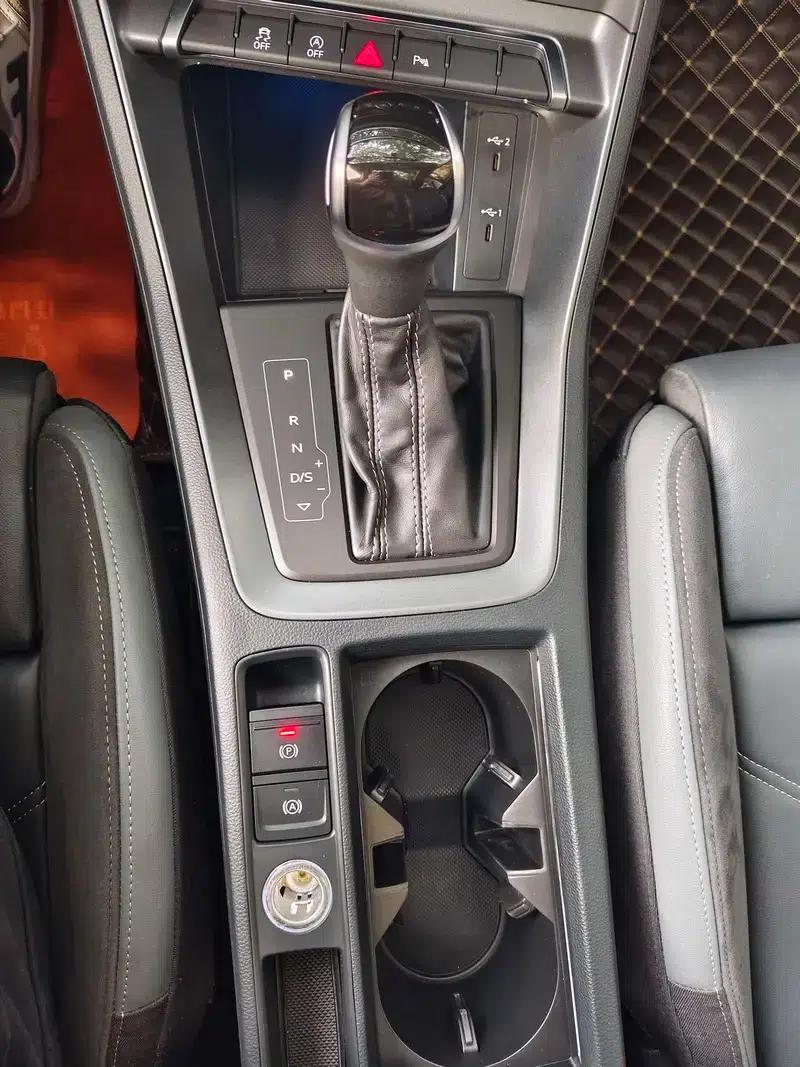 Audi Q3 Sportback 2023 40 TFSI Fashion Edition — миниатюра 14