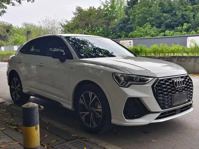 Audi Q3 Sportback 2023 40 TFSI Fashion Edition — миниатюра 3