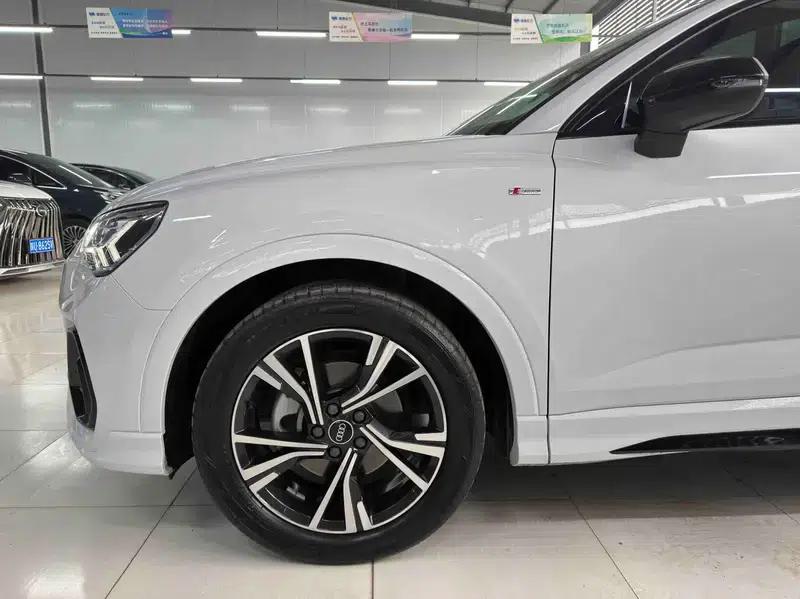 Audi Q3 Sportback 2021 40 TFSI Enjoy Life Edition — миниатюра 4