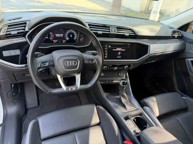 Audi Q3 Sportback 2020 40 TFSI Fashion Edition — миниатюра 7