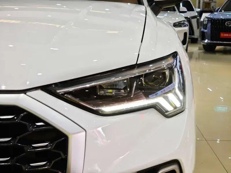 Audi Q3 Sportback 2020 40 TFSI Fashion Edition — миниатюра 17