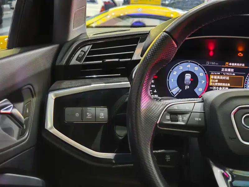 Audi Q3 Sportback 2020 40 TFSI Fashion Edition — миниатюра 20