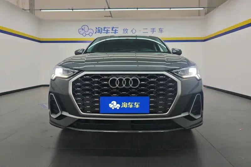 Audi Q3 Sportback 2020 40 TFSI Fashion Edition — миниатюра 2