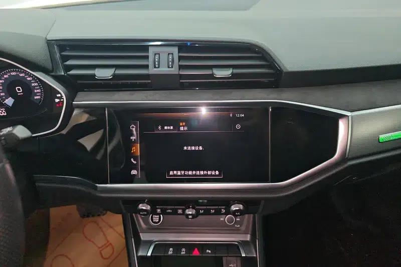 Audi Q3 Sportback 2020 40 TFSI Fashion Edition — миниатюра 12