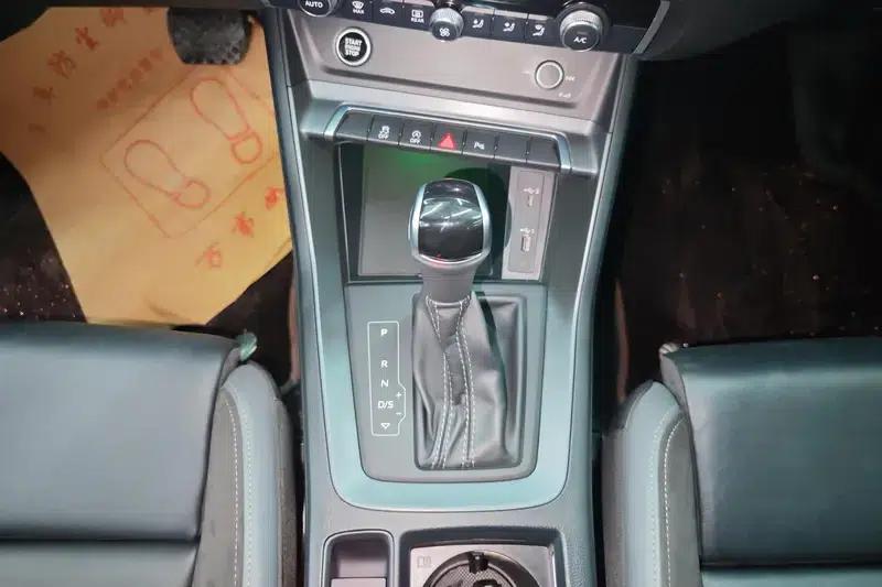 Audi Q3 Sportback 2020 40 TFSI Fashion Edition — миниатюра 14