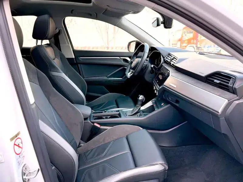 Audi Q3 Sportback 2022 40 TFSI RS Package (Sports Edition) — миниатюра 12
