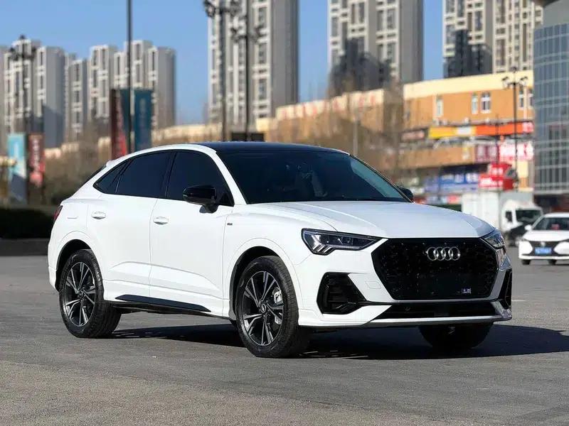 Audi Q3 Sportback 2022 40 TFSI RS Package (Sports Edition) — миниатюра 3