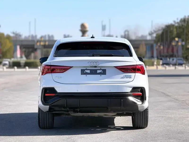 Audi Q3 Sportback 2022 40 TFSI RS Package (Sports Edition) — миниатюра 4