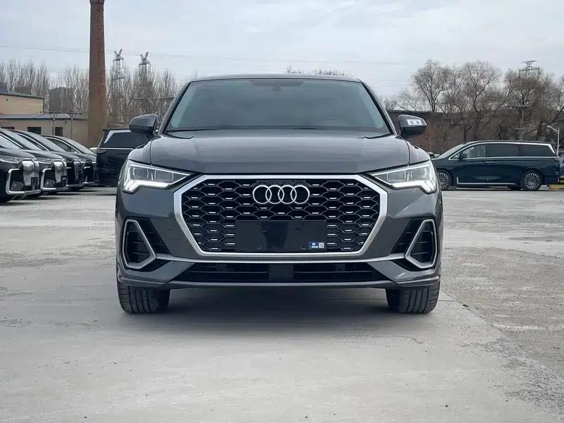 Audi Q3 Sportback 2022 40 TFSI Fashion Edition — миниатюра 2