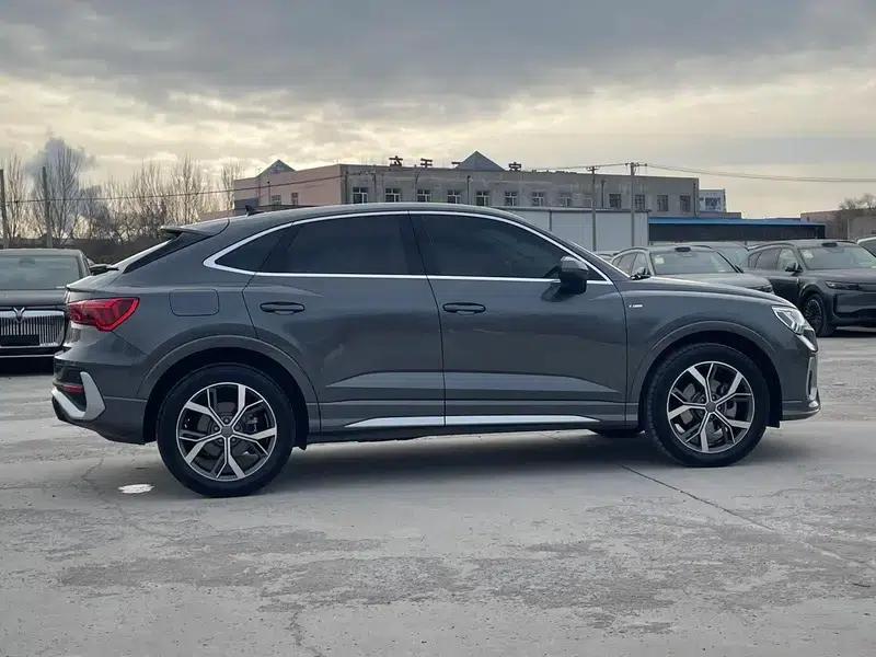 Audi Q3 Sportback 2022 40 TFSI Fashion Edition — миниатюра 7
