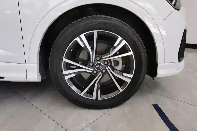 Audi Q3 Sportback 2023 Facelift 40 TFSI Fashion Model — миниатюра 10