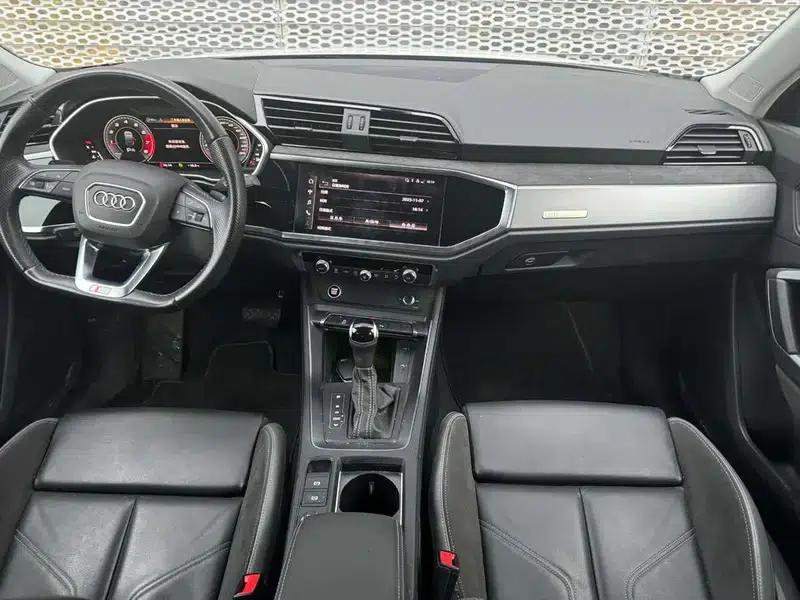 Audi Q3 Sportback 2023 Facelift 40 TFSI Fashion Model — миниатюра 11
