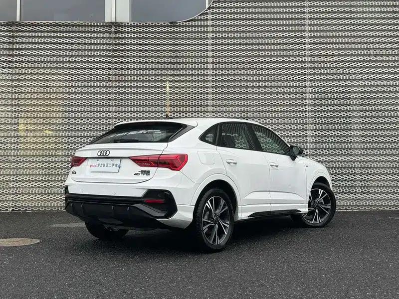 Audi Q3 Sportback 2023 Facelift 40 TFSI Fashion Model — миниатюра 5