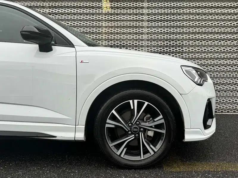 Audi Q3 Sportback 2023 Facelift 40 TFSI Fashion Model — миниатюра 9