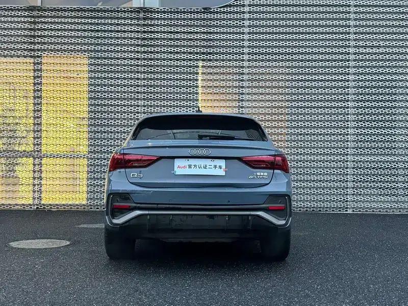 Audi Q3 Sportback 2022 40 TFSI RS Package (Sports Edition) — миниатюра 4