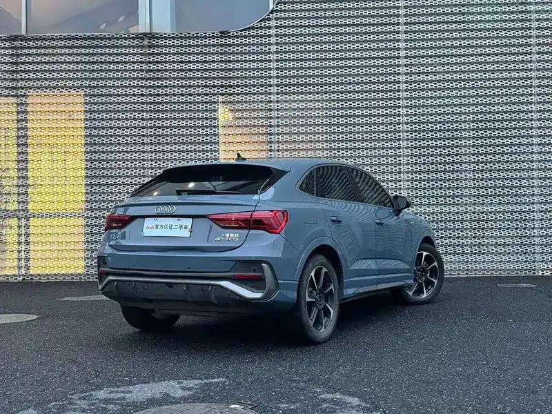 Audi Q3 Sportback 2022 40 TFSI RS Package (Sports Edition) — миниатюра 5