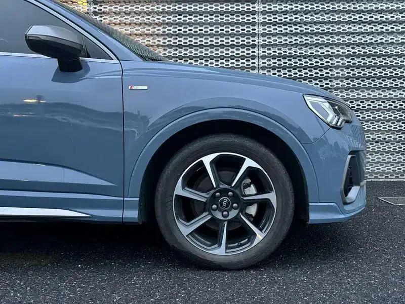 Audi Q3 Sportback 2022 40 TFSI RS Package (Sports Edition) — миниатюра 9