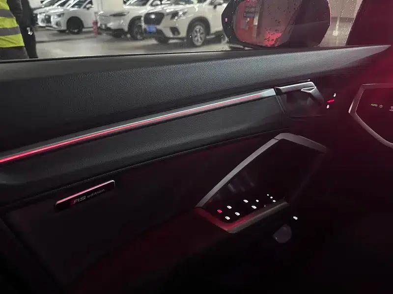 Audi Q3 Sportback 2022 40 TFSI RS Package (Sports Edition) — миниатюра 13