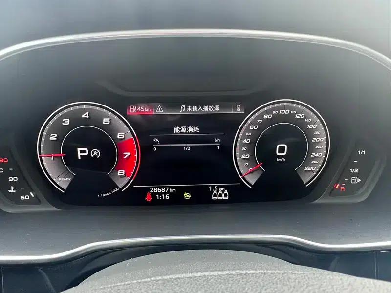 Audi Q3 Sportback 2022 40 TFSI RS Package (Sports Edition) — миниатюра 18
