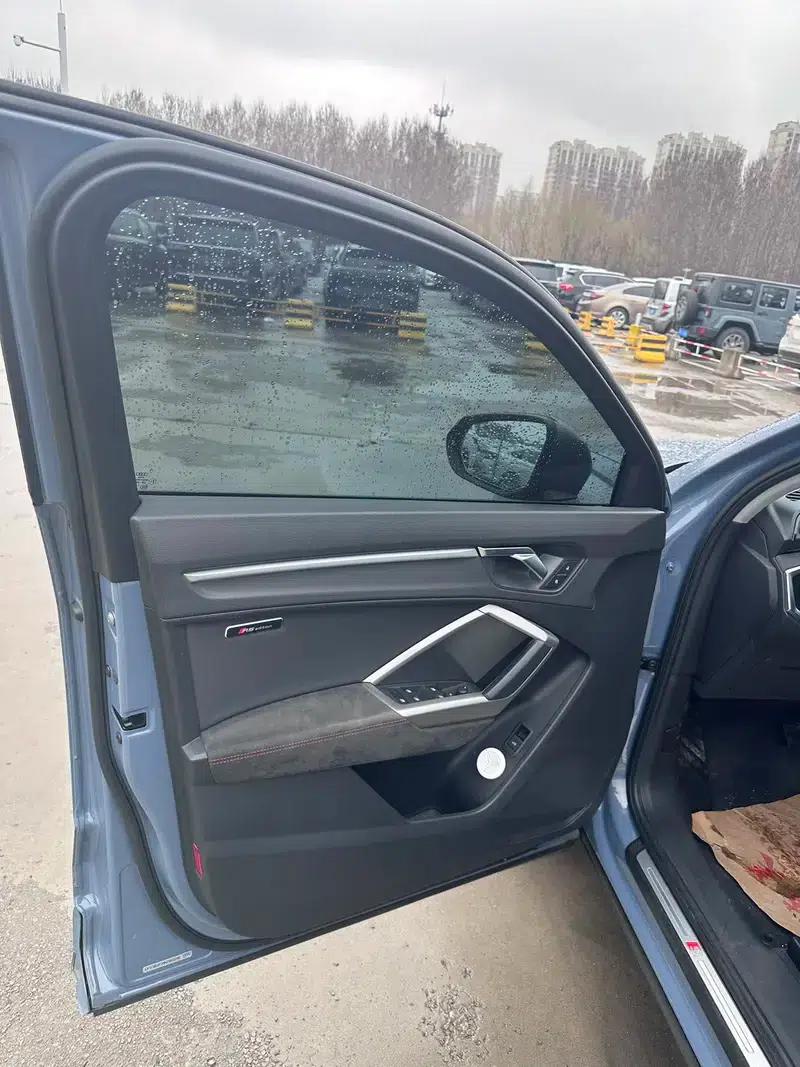 Audi Q3 Sportback 2022 40 TFSI RS Package (Sports Edition) — миниатюра 22