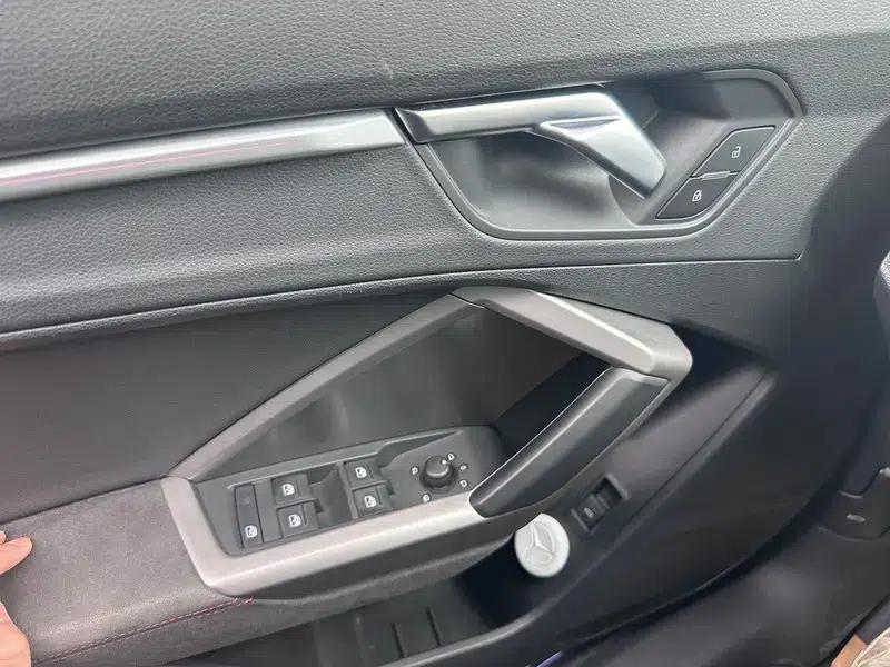 Audi Q3 Sportback 2022 40 TFSI RS Package (Sports Edition) — миниатюра 23