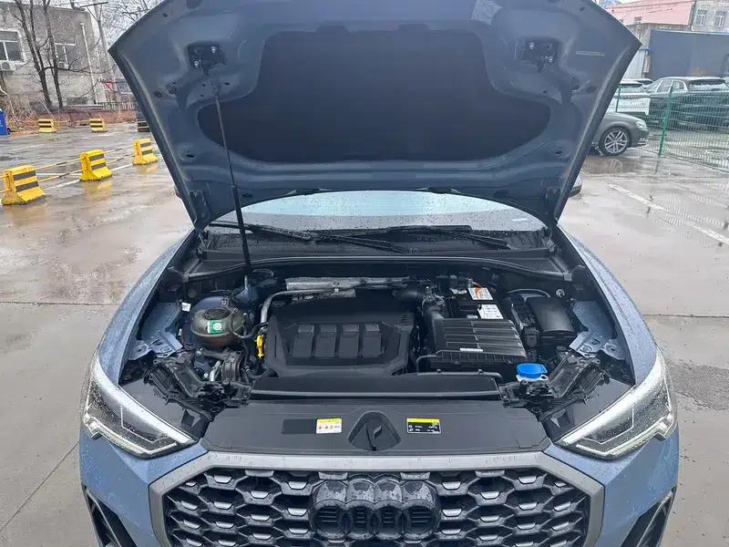 Audi Q3 Sportback 2022 40 TFSI RS Package (Sports Edition) — миниатюра 8