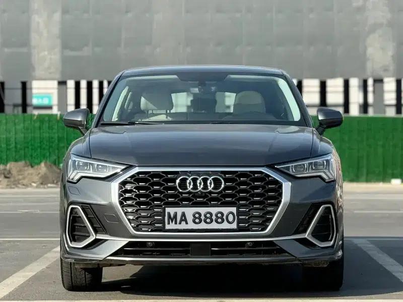 Audi Q3 Sportback 2023 45 TFSI quattro Luxury — миниатюра 2