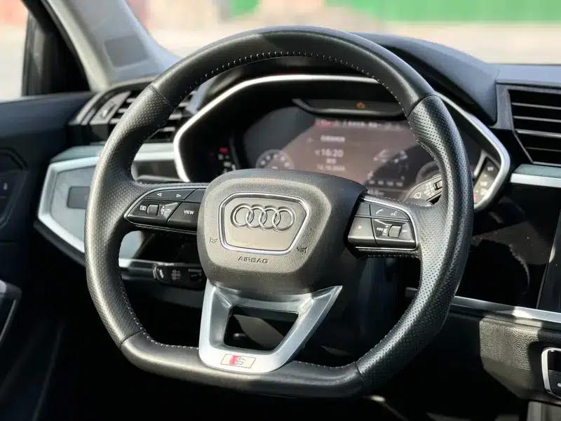 Audi Q3 Sportback 2023 45 TFSI quattro Luxury — миниатюра 12