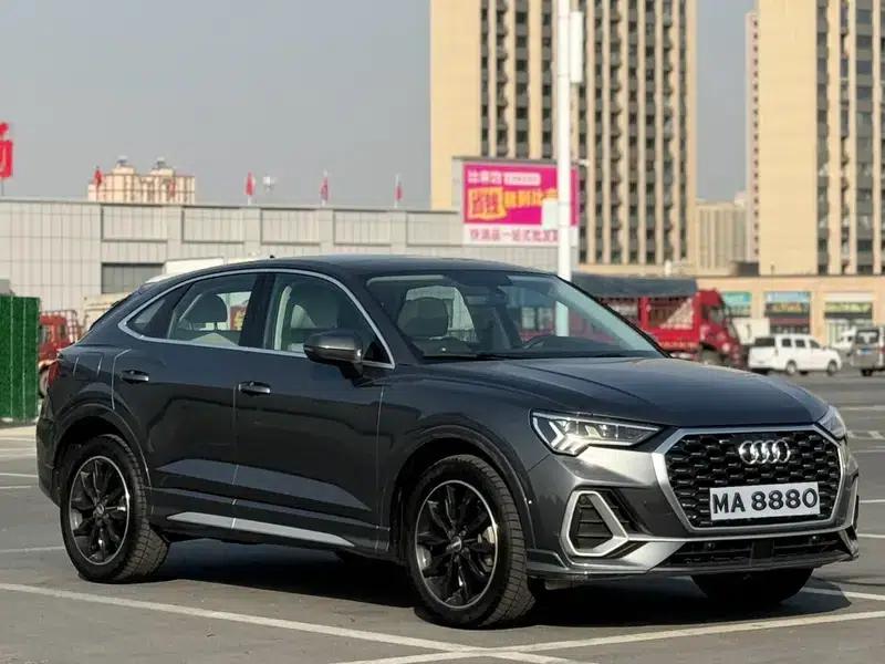 Audi Q3 Sportback 2023 45 TFSI quattro Luxury — миниатюра 3