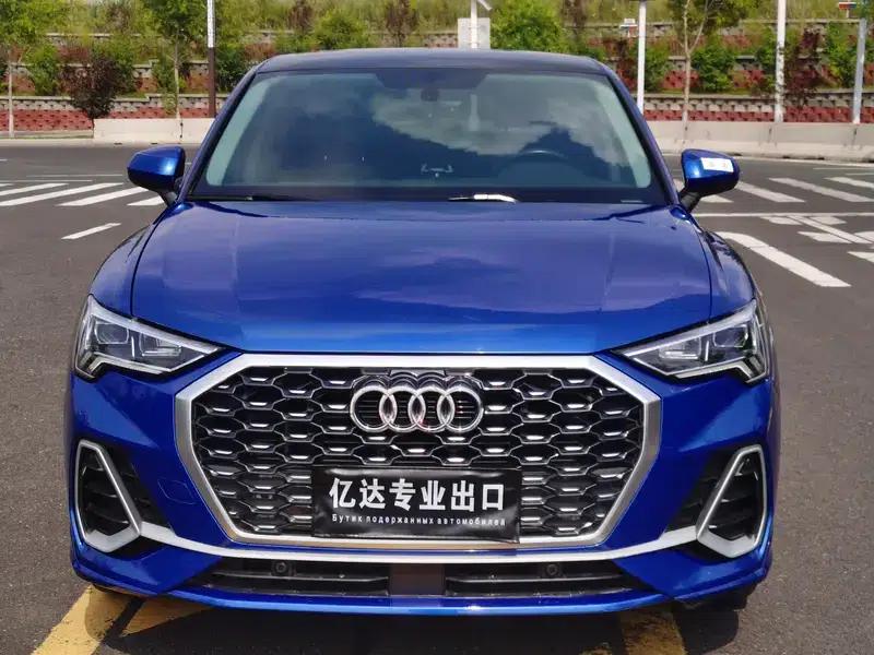 Audi Q3 Sportback 2022 40 TFSI Fashion Edition — миниатюра 2