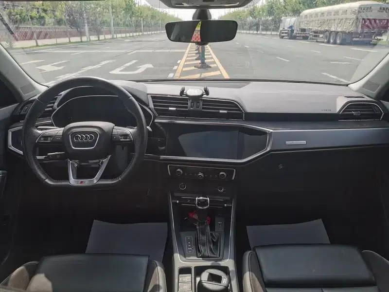 Audi Q3 Sportback 2022 40 TFSI Fashion Edition — миниатюра 18