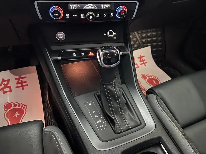 Audi Q3 Sportback 2020 40 TFSI Fashion Edition — миниатюра 10