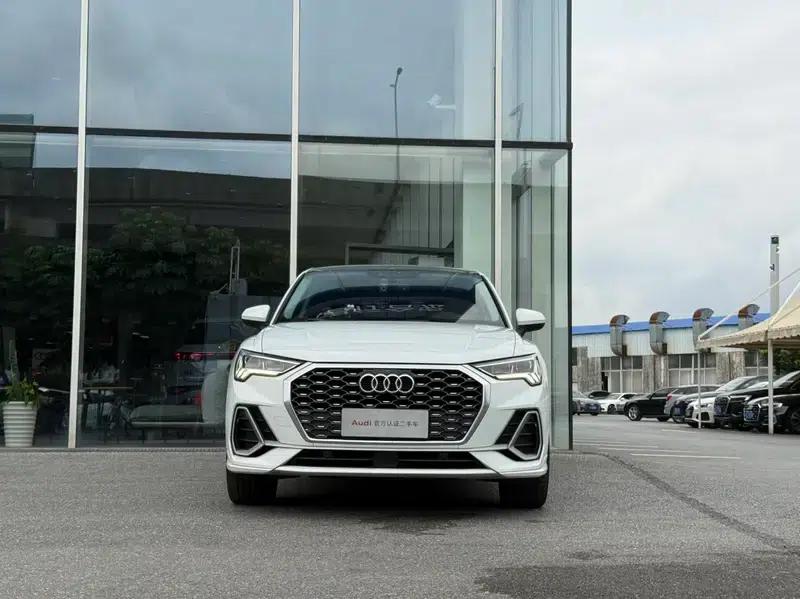 Audi Q3 Sportback 2020 40 TFSI Fashion Edition — миниатюра 2