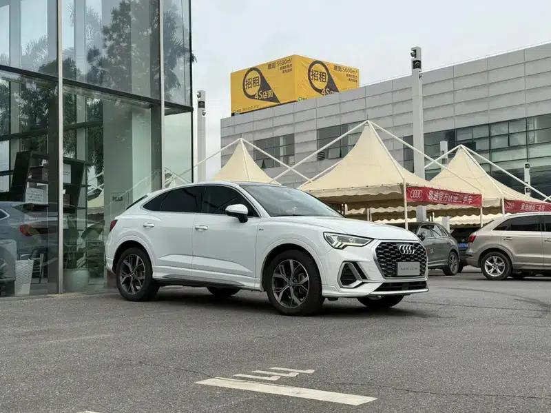 Audi Q3 Sportback 2020 40 TFSI Fashion Edition — миниатюра 3