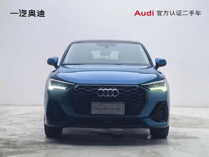 Audi Q3 Sportback 2020 45 TFSI quattro Luxury — миниатюра 2