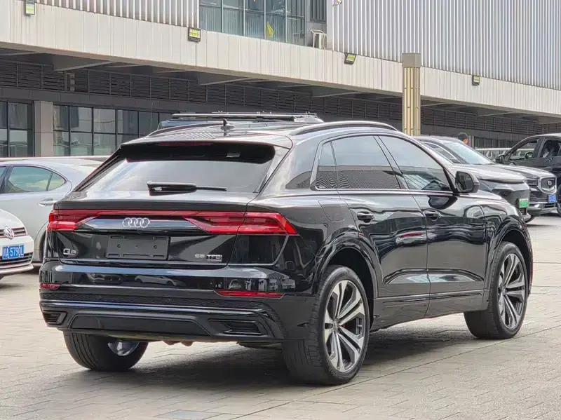 Audi Q8 2019 55 TFSI Premium Dynamic Edition — миниатюра 6
