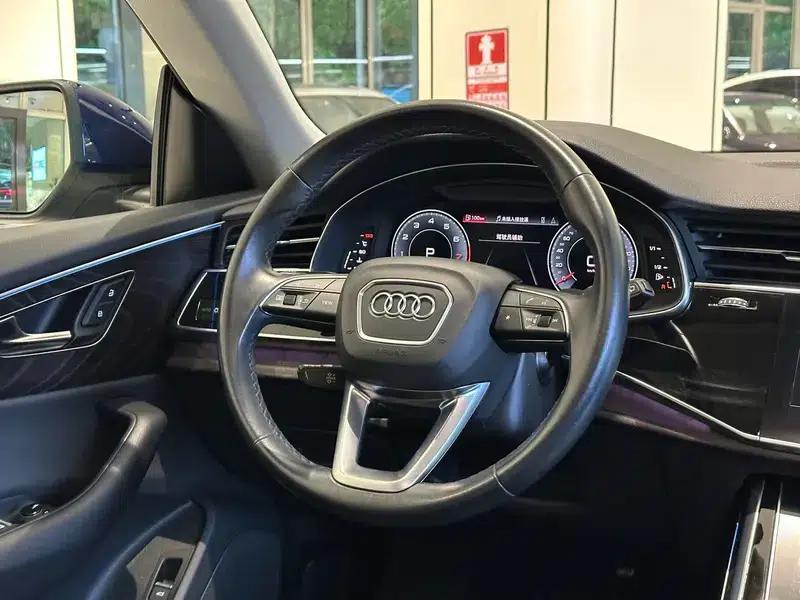 Audi Q8 2021 55 TFSI Luxury Dynamic — миниатюра 9